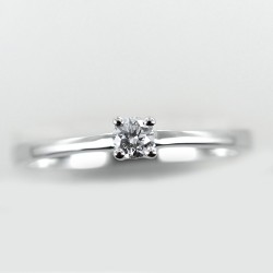 Solitaire ring with diamond ct 0.10 G VS straight 00246