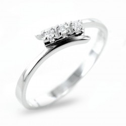 Small Trilogy ring with staggered stem and diamonds 0.05 00253