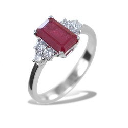 Bague Rubis central et diamants sur les côtés - Large Ruby 00273