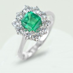 Emerald gold ring ct. 0.93 and Diamonds ct. 0.76 00290