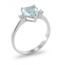 Ring with Heart Aquamarine in white gold and side diamonds 00334