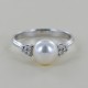 Ring mit Akoya Pearl 7.00 - 7.50 und Diamanten 00347