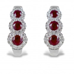 Boucles d'oreilles trilogie de rubis et contour de diamant 00355