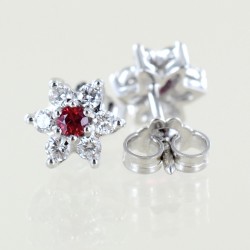 Boucles d'oreilles étoiles en or et diamant avec rubis ct. 0,17 00405