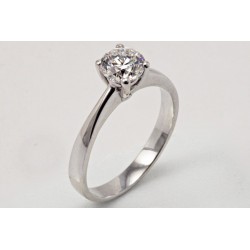 Bague solitaire en or blanc 18 kt 0,80 ct