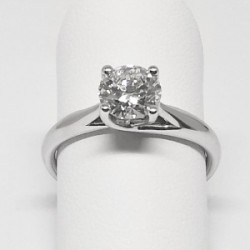 Solitaire with 0.90 carat diamond
