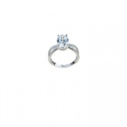 bague solitaire modèle valentino en or blanc 18 kt A2418B