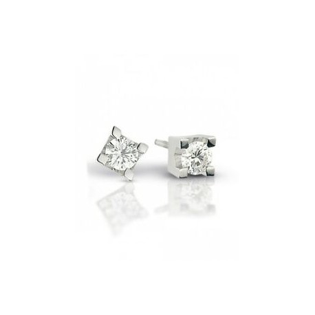 Medium point light earrings with 0.30 G carat diamonds