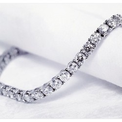 Bracelet tennis en argent 925 avec zircons blancs raffinés et élégants