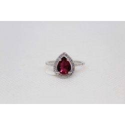 Anello in argento mod kate 925 con pietra rossa e zirconi bianchi